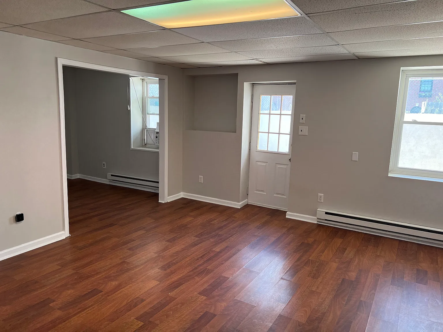 2 bed, 600 sqft, $1,700 — Photo 2