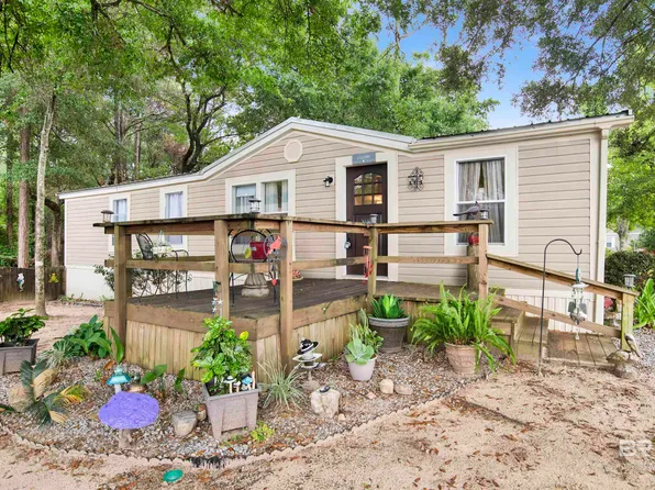 1854 Suavez Dr, Lillian, AL 36549