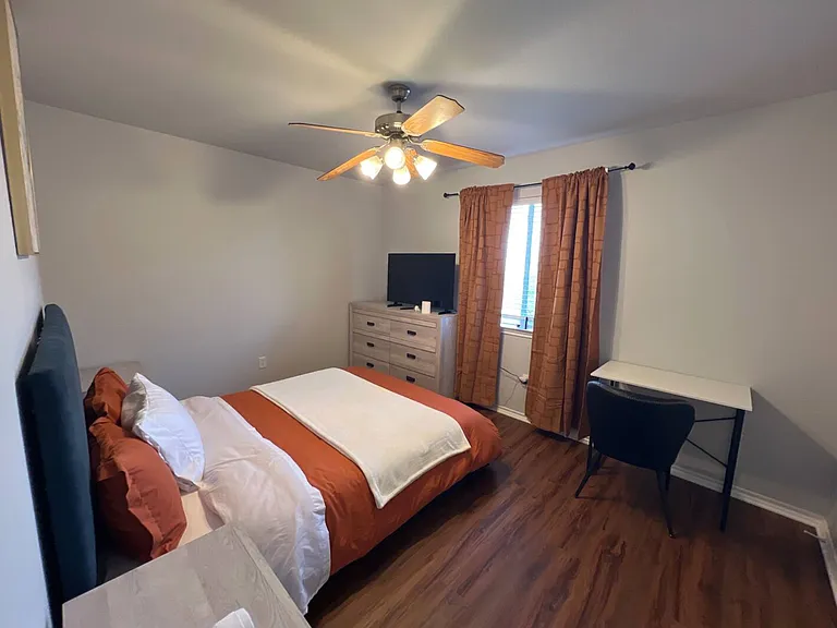 2105 Sherbrooke Ct — Photo 5