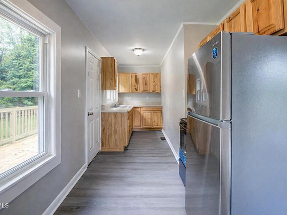 4th image of 1803 Indian Ridge Rd