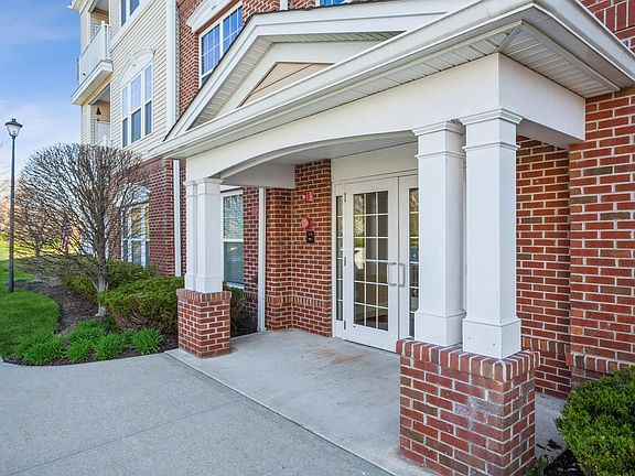 4th image of 1731 Finch Ln