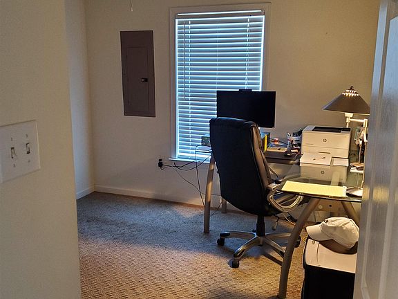 5th image of 5227 West Ave #5227-B