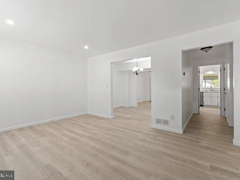 322 Harlan Sq #A-2 — Photo 3