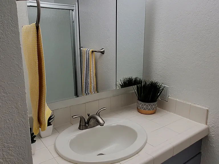 Torrance Terrace — Photo 14
