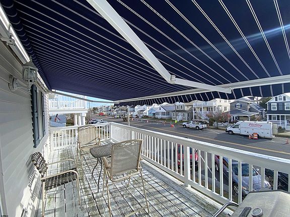 5th image of 148 West Ave #50