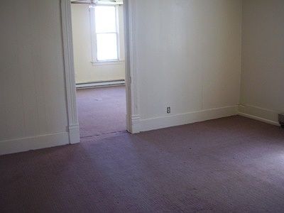 3rd image of 615 N Washington Ave