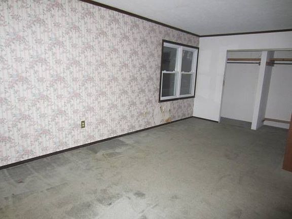 5th image of 119 Blackport Dr