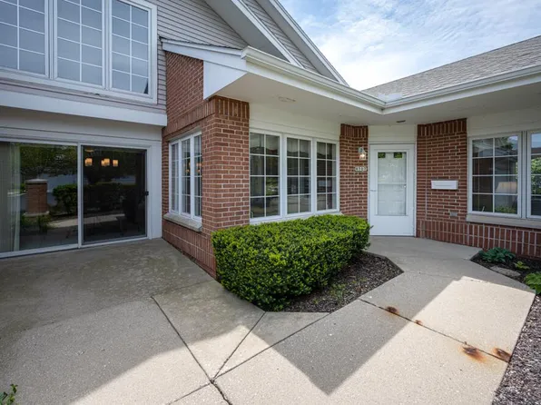 8707 Westlake DRIVE, Greendale, WI 53129