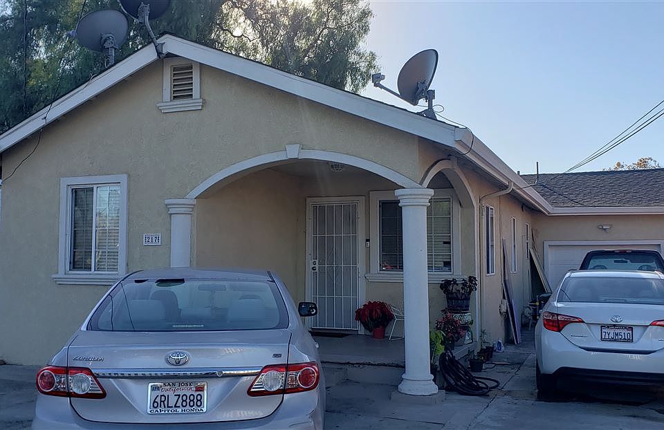 1st image of 217 S Sunset Ave