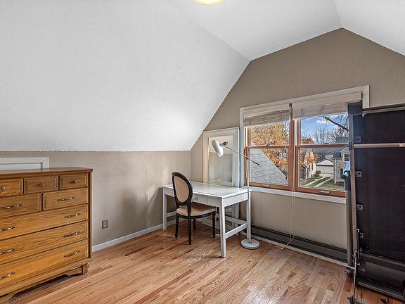 4th image of 4929 N Idlewild Ave