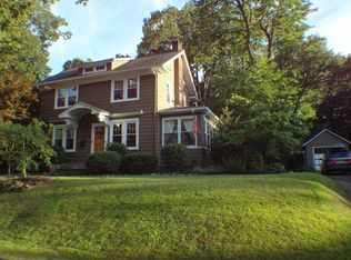 83 Farley Ave, Fanwood, NJ 07023