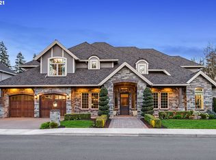 19342 Lorna Ln, Lake Oswego, OR 97035