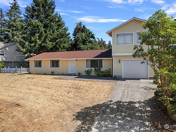 3rd image of 344 Burke Drive