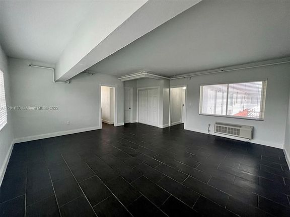 5th image of 8315 Byron Ave APT 8