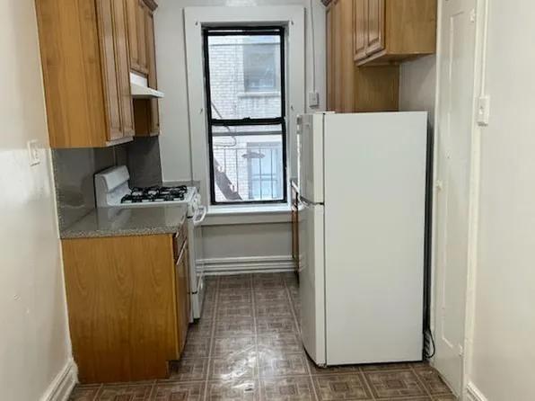 115-25 84th Avenue image 1 of 4