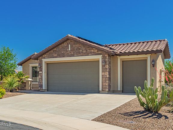 3rd image of 26270 W HORSHAM Court