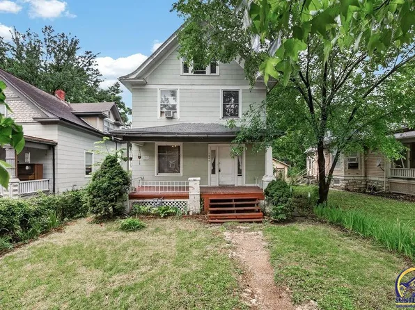1607 SW Buchanan St, Topeka, KS 66604