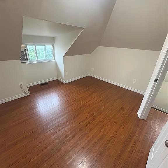 853 Pillette Rd #2 — Photo 14