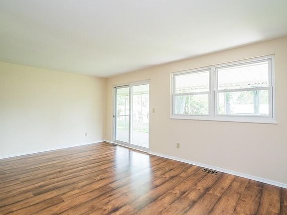 2nd image of 7691 Sebring Dr