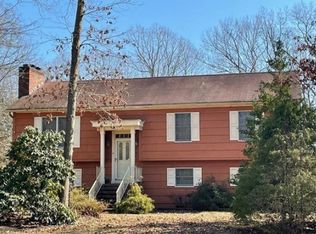 504 Robin Ln, Mays Landing, NJ 08330