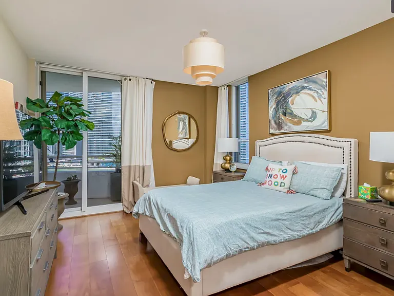 888 Brickell Key Dr #1004 — Photo 8