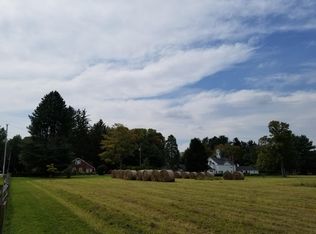 6895 Smith Rd, Waite Hill, OH 44094