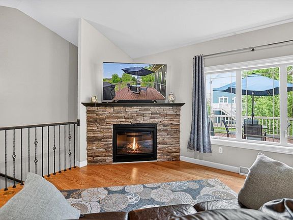 5th image of 1007 Tara Ln