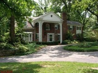 1 Terry Hill Ln, Saint Louis, MO 63131