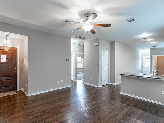 4th image of 3511 Goldleaf Trail Dr