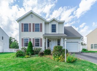 21 Red Oak Dr, Scotia, NY 12302
