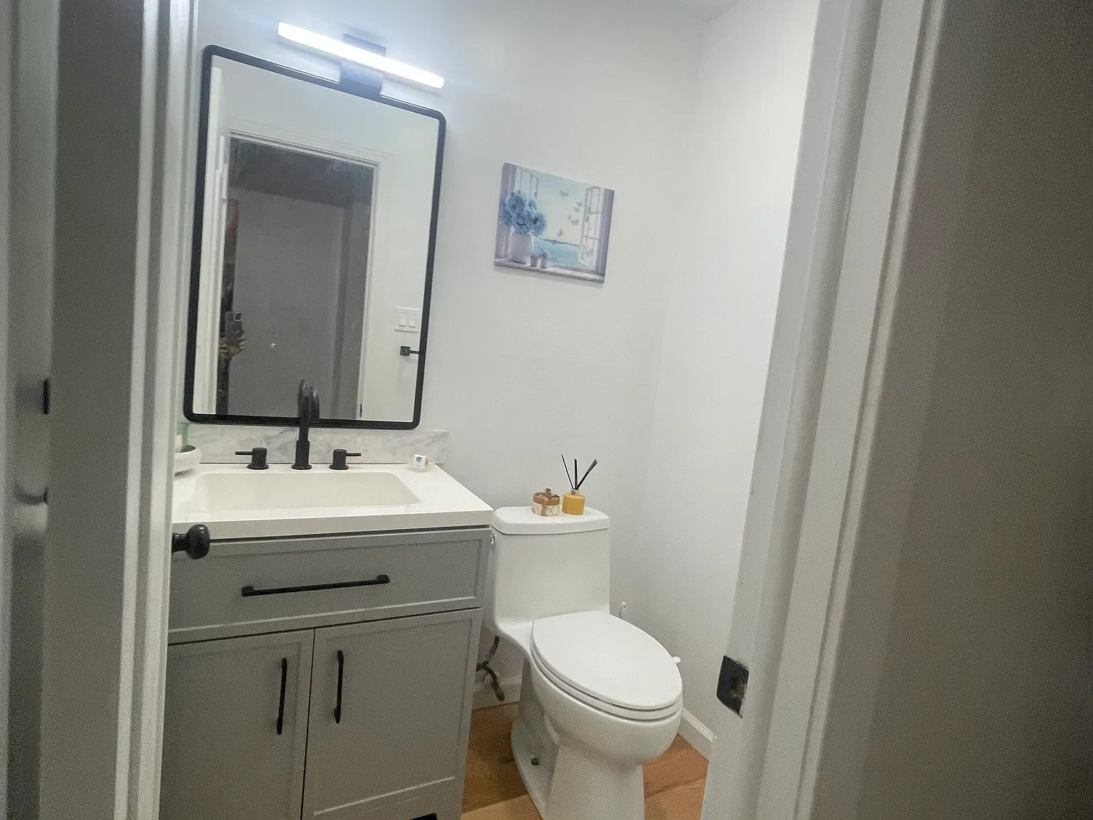 3 bed, 3.5 bath, 2703 sqft, $3,100 — Photo 4