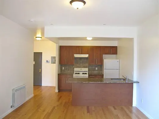 Rented by Dream Space Realty | media 12