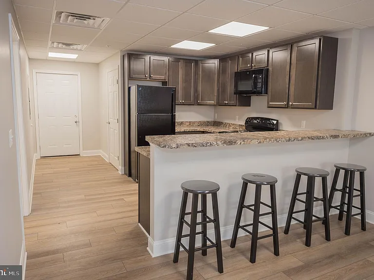 123 Bateman St #2-214B — Photo 21