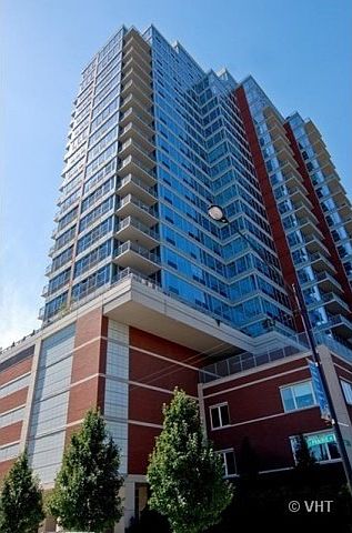 1st image of 1600 S Prairie Ave #1505
