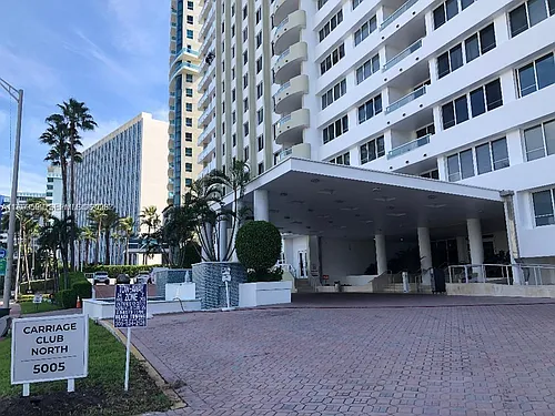5005 Collins Ave #322 Photo 1