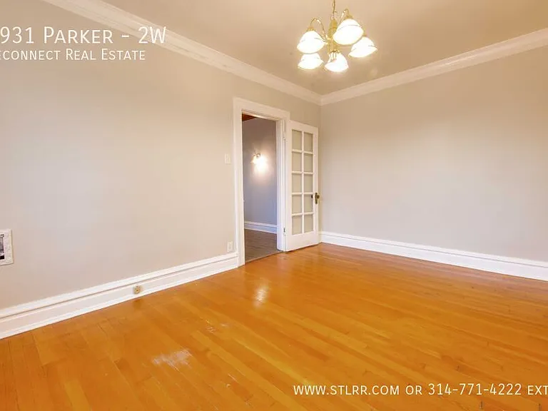 3931 Parker Ave #2W — Photo 5