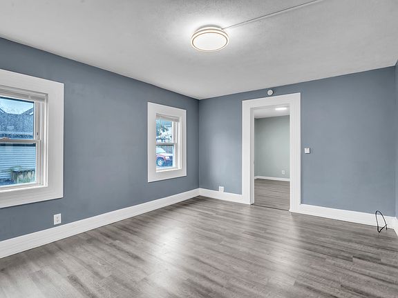 5th image of 114 Parker Ave