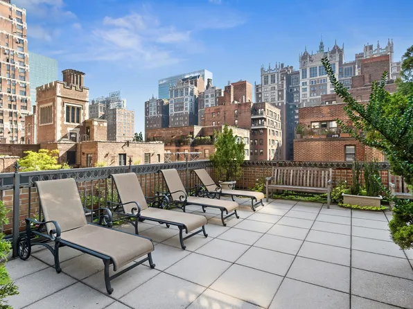 305 East 40th Street image 15 of 19