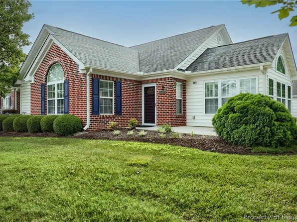 125 Garman Loop, Yorktown, VA 23690