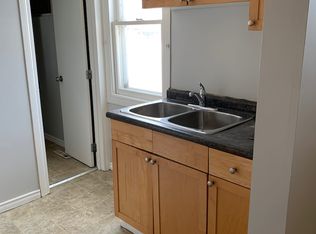 801 Retallack St, Regina, SK S4T2G9