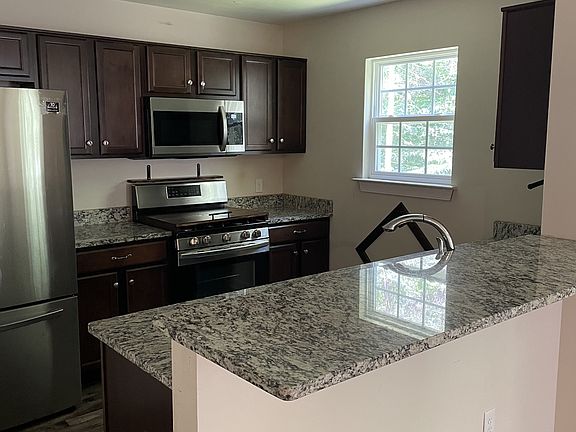 3rd image of 46 Brougham Rd
