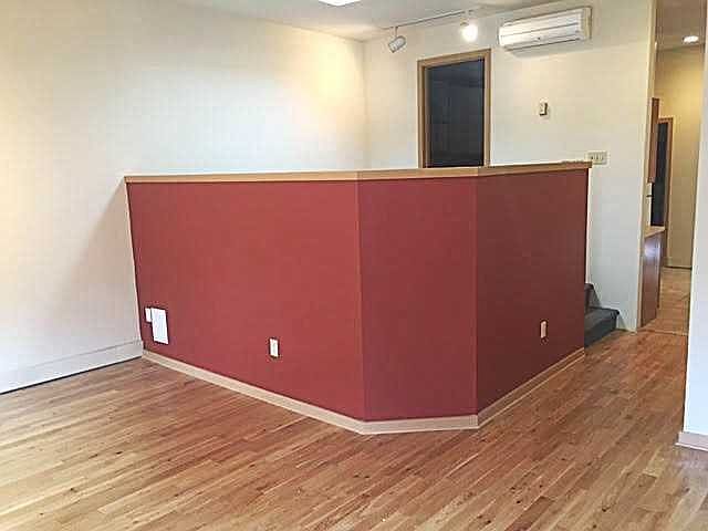 2nd image of 466 Main St