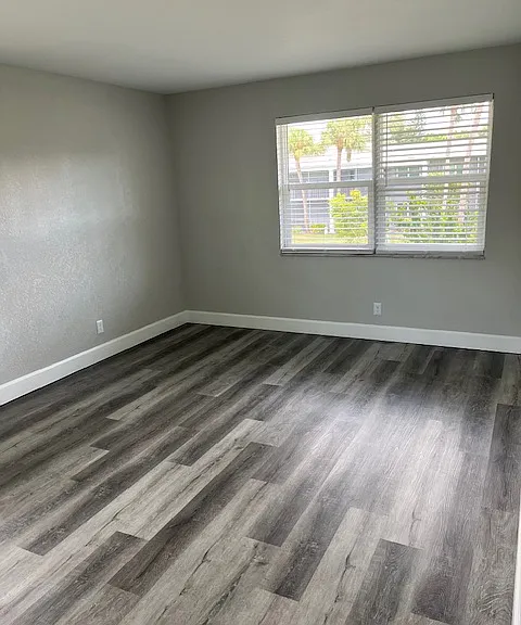 Spring Lake Apartments — Photo 56