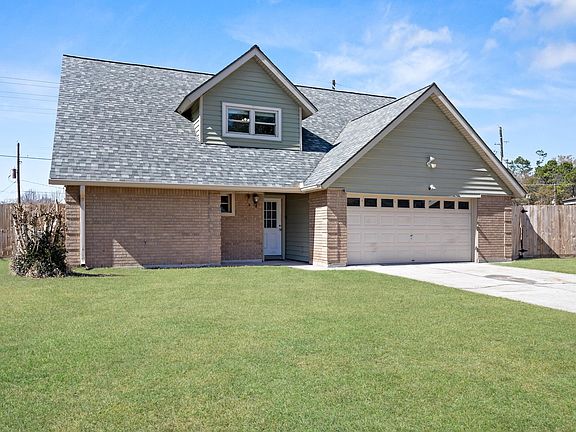 2nd image of 2214 Spring Oak Ln