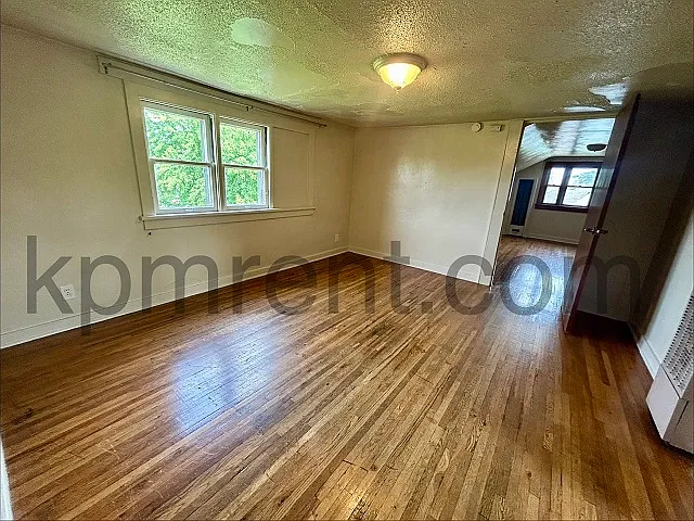 401 2nd Ave SW #301 — Photo 8