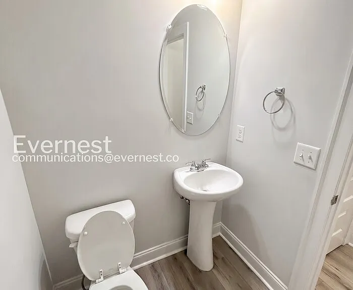 732 Prescott Ln — Photo 22