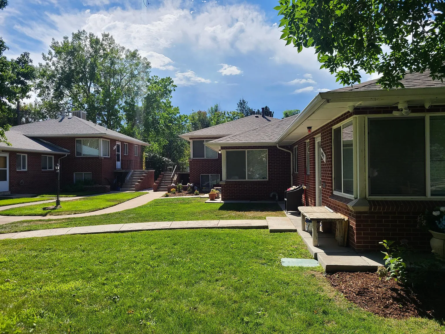 2 bed, 800 sqft, $1,700 — Photo 2