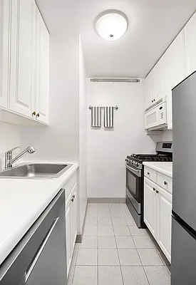 Sold by Compass | media 5