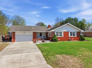 1905 El Camino St, Ponca City, OK 74604