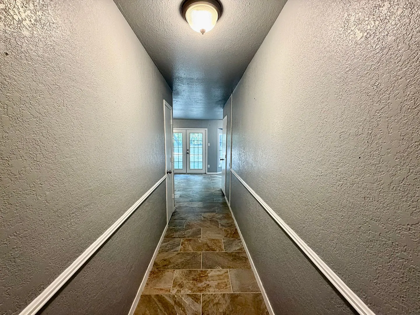 Updated Home in Downtown Granbury — Photo 4
